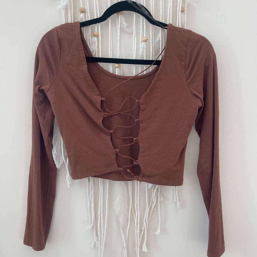 Long sleeve crop top